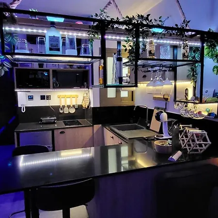 Agriolykos Luxury Layer-smart Home-athens Center-fully Equipped Αθήνα