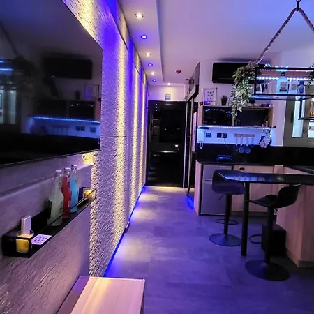 Agriolykos Luxury Layer-smart Home-athens Center-fully Equipped *